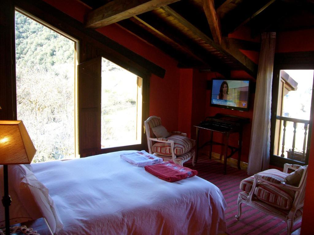 Posada El Bosque Mieses Luaran gambar
